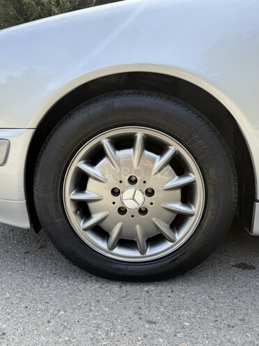 Mercedes E 220 2000, 440,000 km - 2.2 l - Sumqayıt