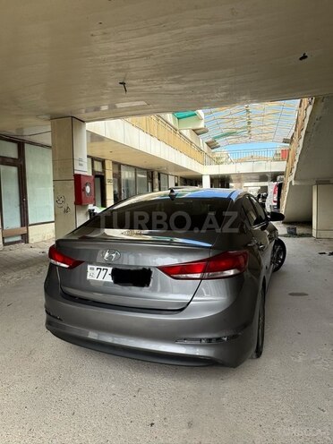 Hyundai Elantra 2018, 165,856 km - 2.0 l - Bakı