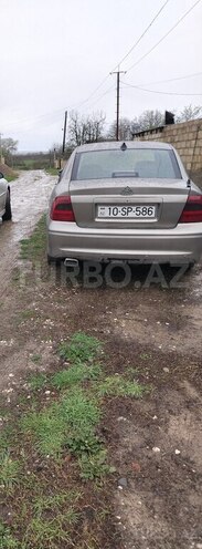 Opel Vectra 1998, 250,000 km - 1.6 l - Qusar