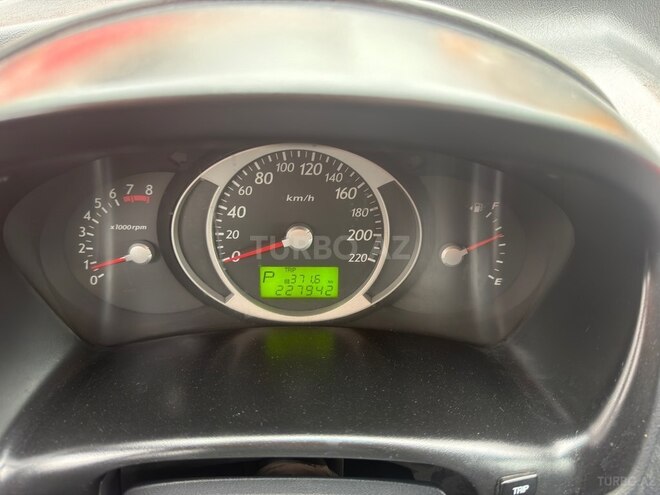 Hyundai Tucson 2008, 227,942 km - 2.0 l - Qusar
