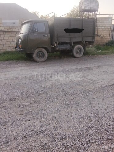 UAZ 3303 1993, 300,000 km - 2.5 l - Samux