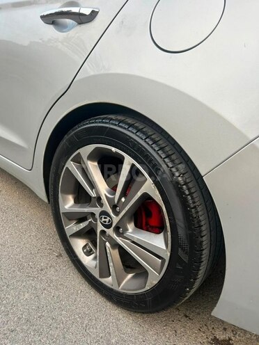 Hyundai Elantra 2017, 169,000 km - 2.0 l - Bakı
