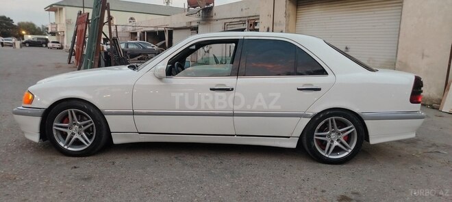 Mercedes C 230 2000, 398,200 km - 2.3 l - Bakı