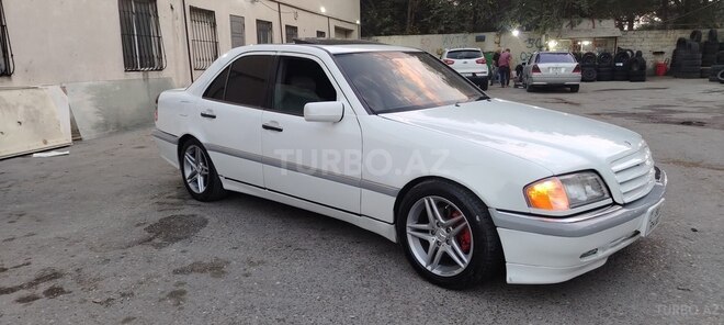 Mercedes C 230 2000, 398,200 km - 2.3 l - Bakı