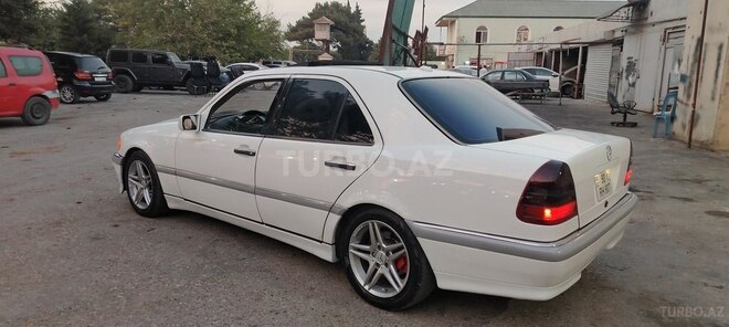 Mercedes C 230 2000, 398,200 km - 2.3 l - Bakı