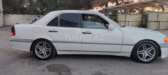 Mercedes C 230 2000, 398,200 km - 2.3 l - Bakı