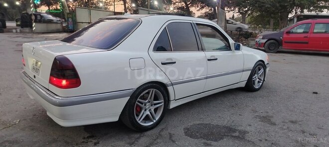 Mercedes C 230 2000, 398,200 km - 2.3 l - Bakı