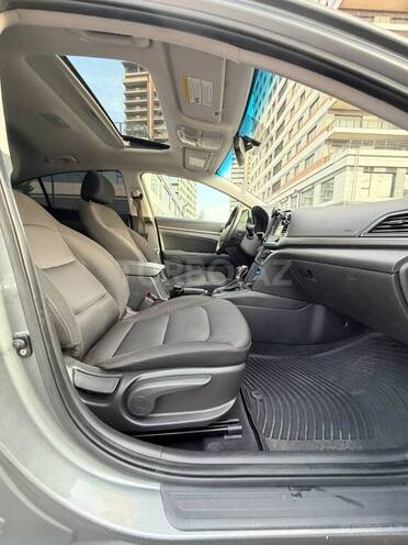 Hyundai Elantra 2016, 188,293 km - 1.6 l - Bakı