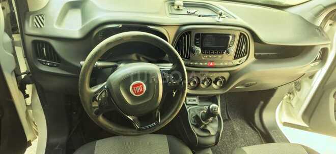 Fiat Doblo 2016, 268,600 km - 1.3 l - Bakı