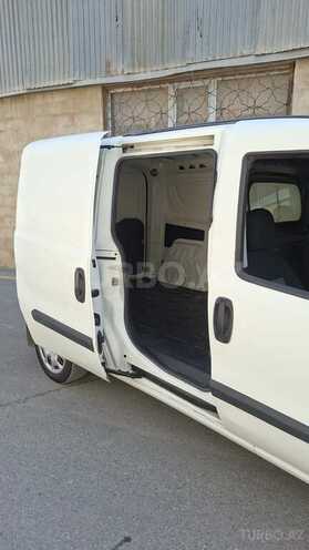 Fiat Doblo 2016, 268,600 km - 1.3 l - Bakı