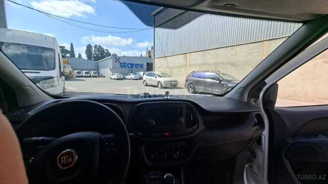 Fiat Doblo 2016, 268,600 km - 1.3 l - Bakı