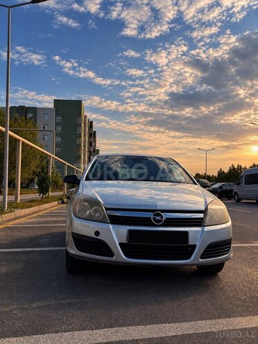 Opel Astra 2006, 335,320 km - 1.3 л - Bakı