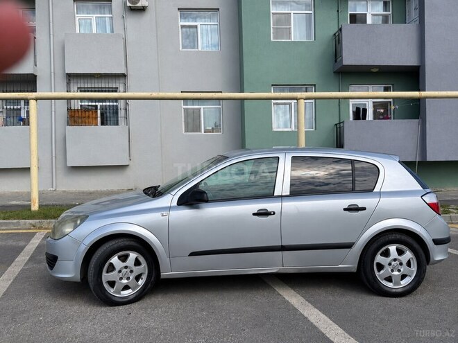 Opel Astra 2006, 335,320 km - 1.3 л - Bakı