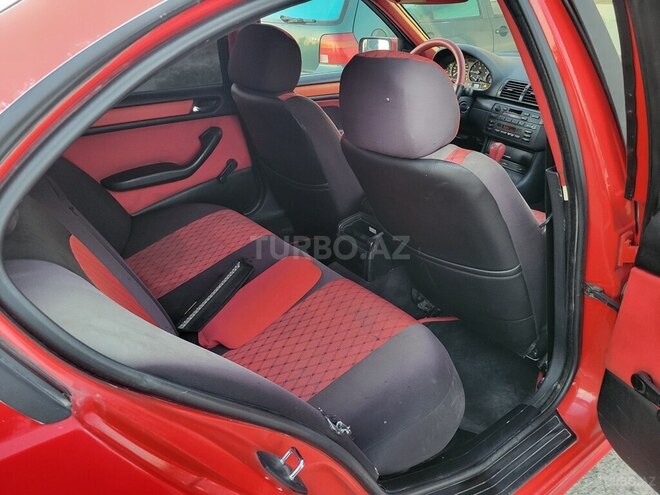 BMW 318 1998, 325,645 km - 1.9 l - Sumqayıt