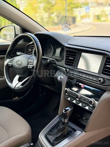 Hyundai Elantra 2020, 100,900 km - 2.0 l - Bakı