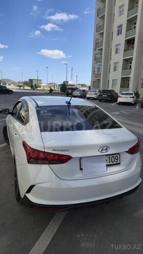 Hyundai Accent 2022, 99,376 km - 1.6 l - Bakı