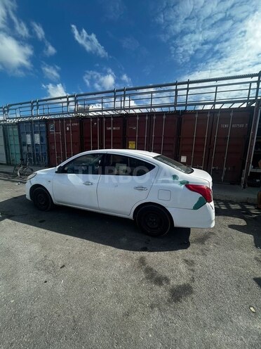 Nissan Sunny 2018, 320,000 km - 1.5 l - Bakı