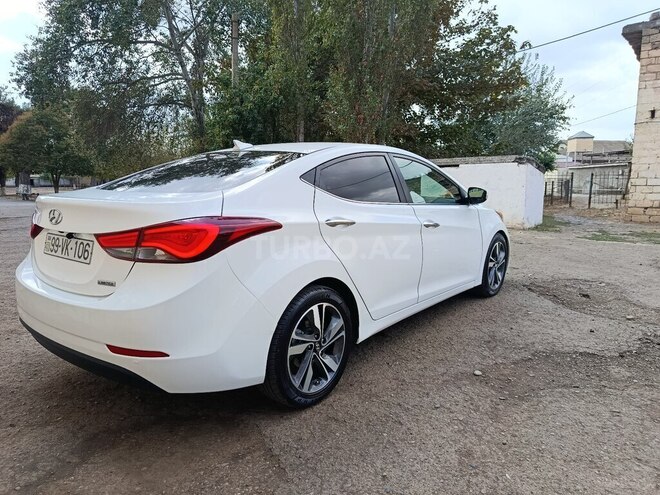 Hyundai Elantra 2013, 257,495 km - 1.8 l - Biləsuvar