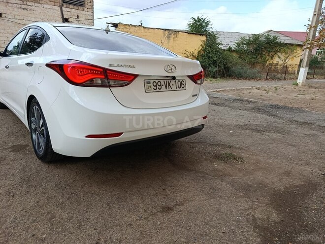 Hyundai Elantra 2013, 257,495 km - 1.8 l - Biləsuvar