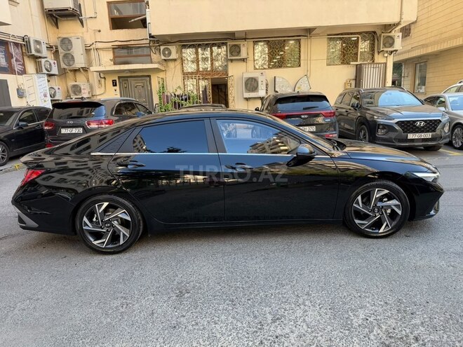 Hyundai Elantra 2025, 28,000 km - 1.5 л - Bakı