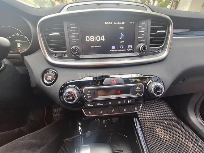 Kia Sorento 2019, 23,000 km - 2.0 л - Bakı