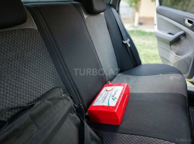 Mercedes C 220 1995, 425,000 km - 2.2 l - Sabirabad