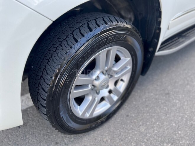 Toyota Land Cruiser Prado 2012, 244,000 km - 4.0 л - Bakı