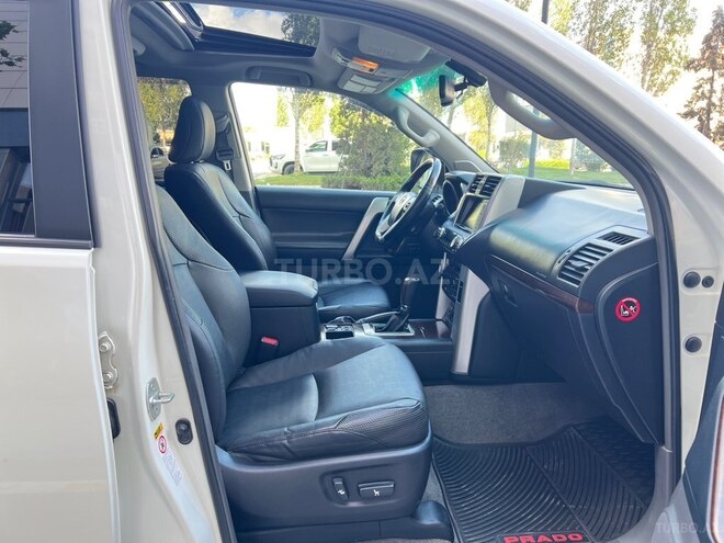 Toyota Land Cruiser Prado 2012, 244,000 km - 4.0 л - Bakı