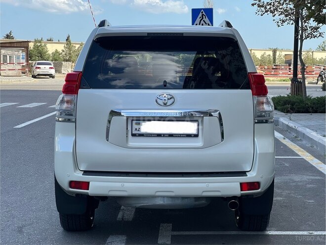 Toyota Land Cruiser Prado 2012, 244,000 km - 4.0 л - Bakı