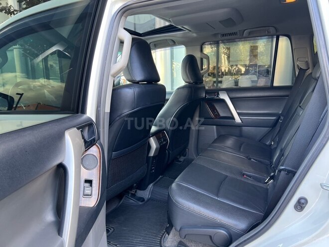Toyota Land Cruiser Prado 2012, 244,000 km - 4.0 л - Bakı