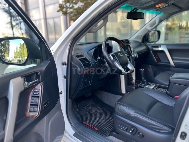 Toyota Land Cruiser Prado 2012, 244,000 km - 4.0 л - Bakı