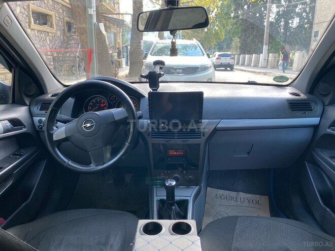 Opel Astra 2006, 360,000 km - 1.4 л - Gəncə