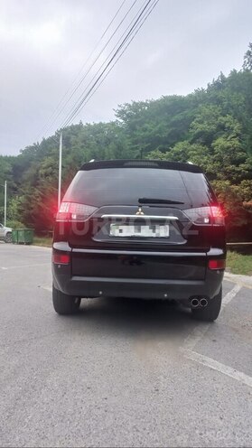 Mitsubishi Outlander 2008, 286,000 km - 3.0 l - Oğuz