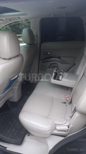 Mitsubishi Outlander 2008, 286,000 km - 3.0 l - Oğuz