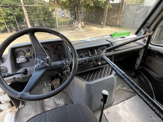 Mercedes 208 D 1993, 500,000 km - 2.4 l - Lənkəran