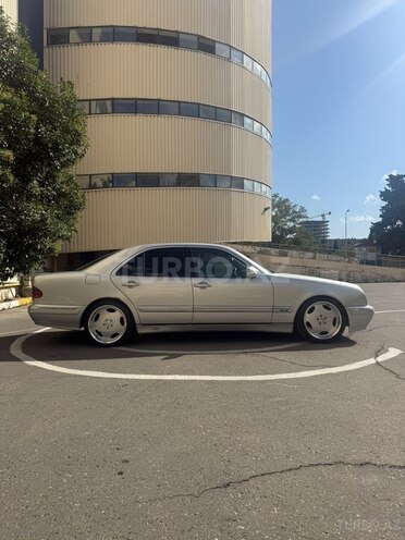 Mercedes E 280 2000, 329,037 km - 2.8 л - Bakı