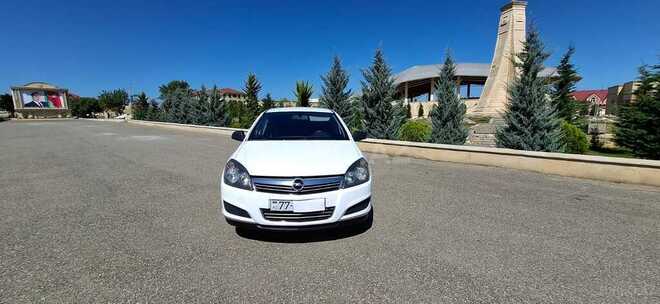 Opel Astra 2009, 214,868 km - 1.4 л - Quba