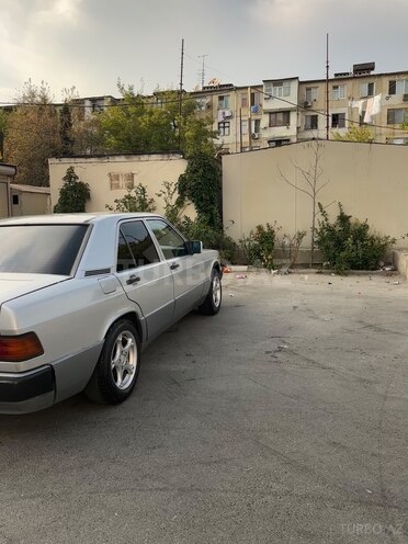 Mercedes 190 1991, 246,000 km - 2.0 l - Bakı