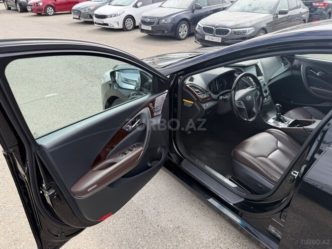 Hyundai Grandeur 2014, 214,000 km - 2.2 л - Bakı