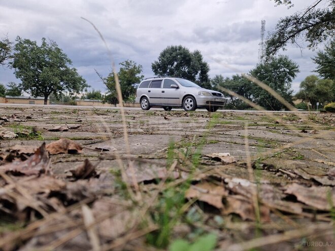 Opel Astra 1999, 497,000 km - 1.6 л - Quba