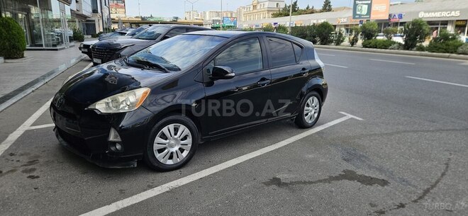 Toyota Prius 2014, 255,000 km - 1.8 l - Bakı