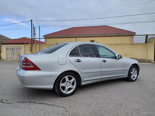 Mercedes C 240 2001, 410,128 km - 2.6 l - Bakı