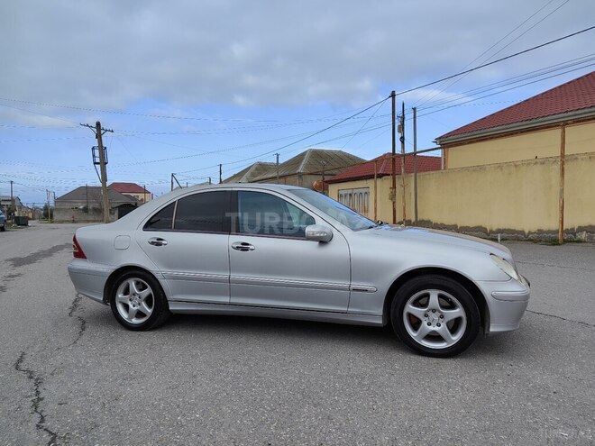 Mercedes C 240 2001, 410,128 km - 2.6 l - Bakı