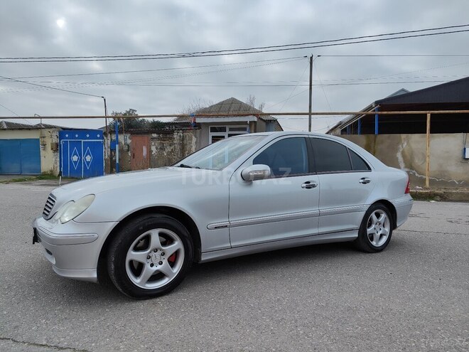 Mercedes C 240 2001, 410,128 km - 2.6 l - Bakı