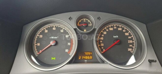 Opel Astra 2009, 214,868 km - 1.4 л - Quba