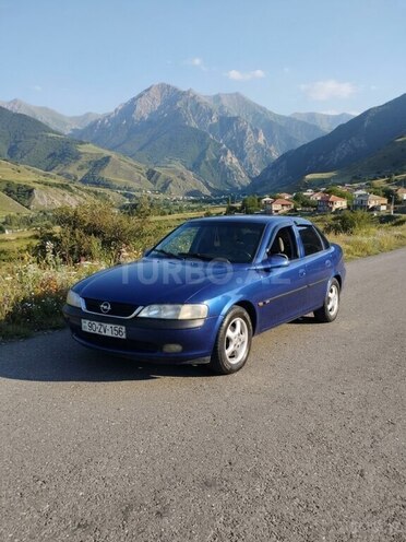 Opel Vectra 1996, 351,142 km - 1.8 л - Sumqayıt