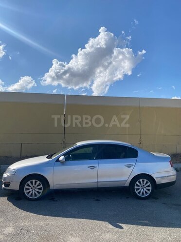 Volkswagen Passat 2006, 300,000 km - 2.0 l - Bakı