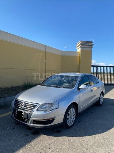 Volkswagen Passat 2006, 300,000 km - 2.0 l - Bakı