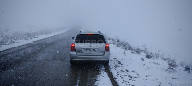 Toyota Avensis 2008, 344,000 km - 2.0 л - Kürdəmir