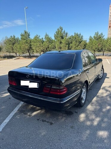 Mercedes E 240 2000, 310,000 km - 2.4 l - Sumqayıt